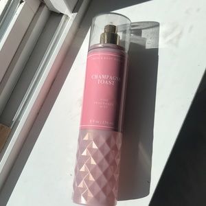 Brand new bath & body works champagne toast |fine fragrance mist (8 fl oz-236ml)
